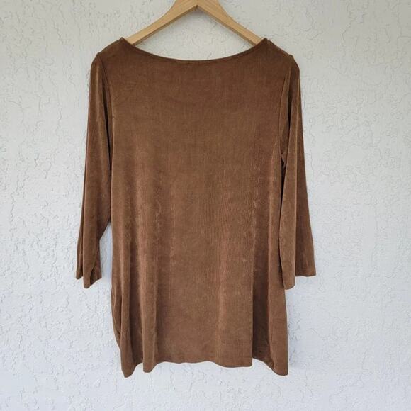 Chicos Travelers Classic Front Tuck Top Brown Women Size 1 M Draped Stretch - Picture 6 of 11